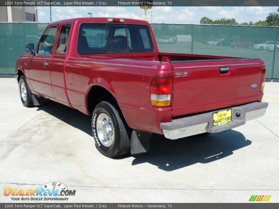 1995 Ford Ranger XLT SuperCab Laser Red Metallic / Grey Photo #5