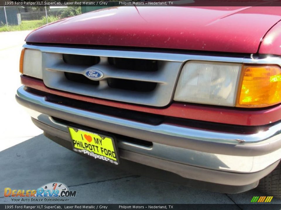 1995 Ford Ranger XLT SuperCab Laser Red Metallic / Grey Photo #12