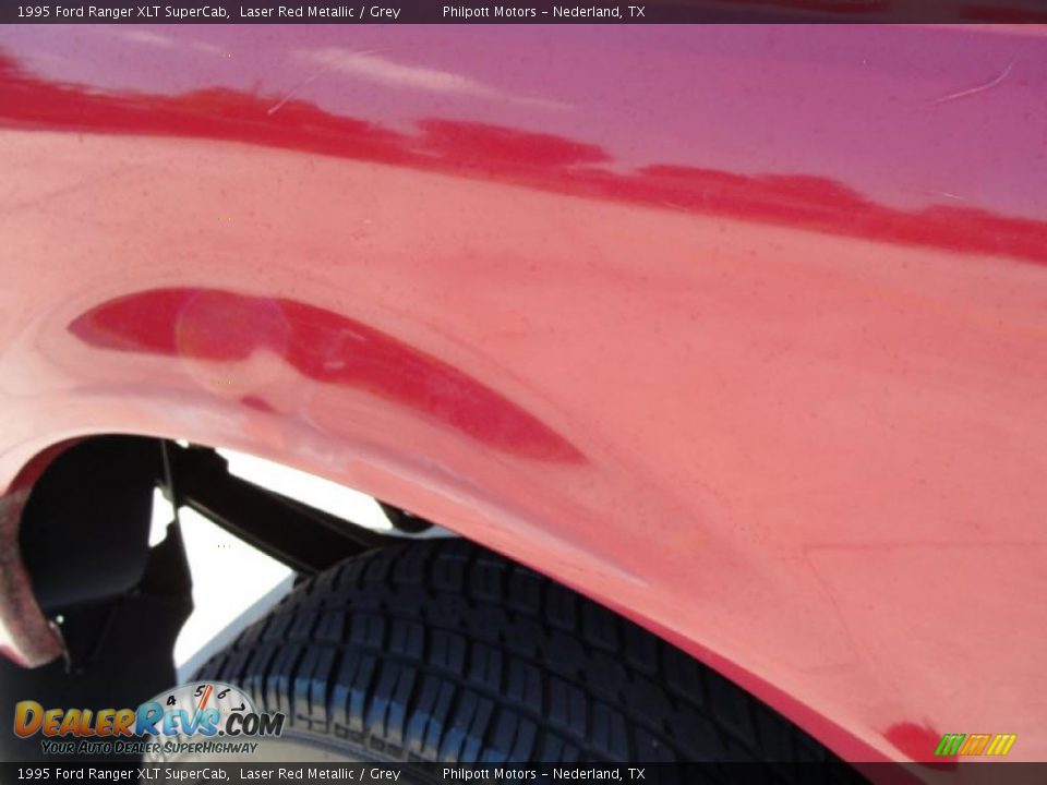 1995 Ford Ranger XLT SuperCab Laser Red Metallic / Grey Photo #20