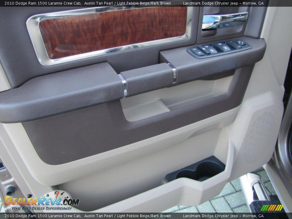 2010 Dodge Ram 1500 Laramie Crew Cab Austin Tan Pearl / Light Pebble Beige/Bark Brown Photo #12