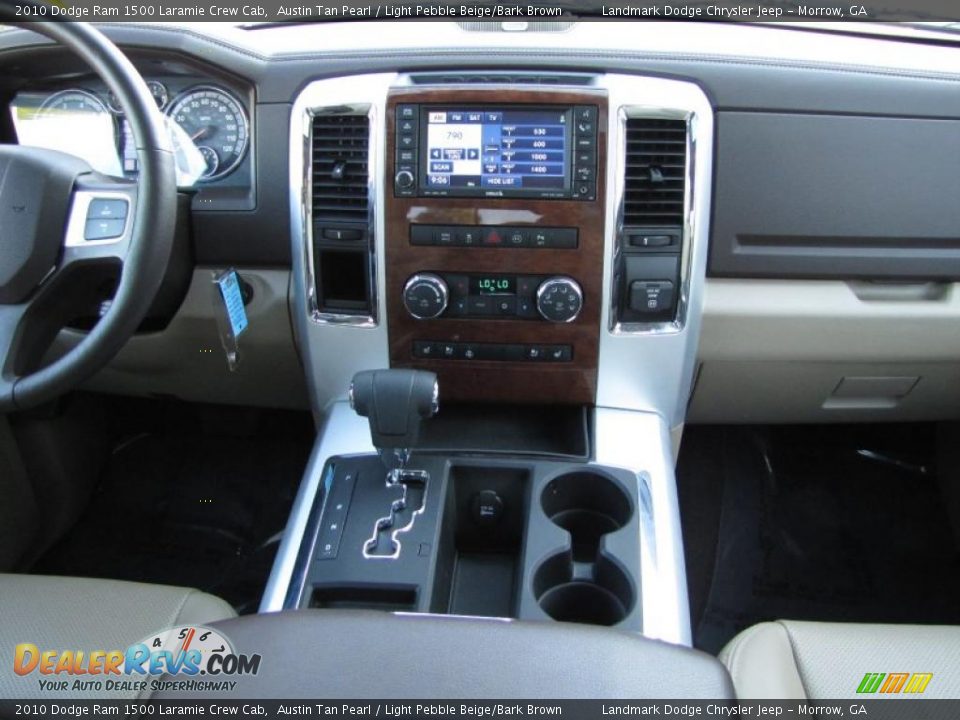 2010 Dodge Ram 1500 Laramie Crew Cab Austin Tan Pearl / Light Pebble Beige/Bark Brown Photo #25