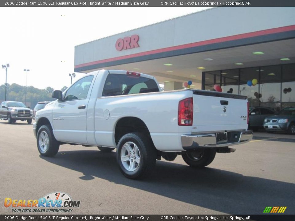 2006 Dodge Ram 1500 SLT Regular Cab 4x4 Bright White / Medium Slate Gray Photo #3