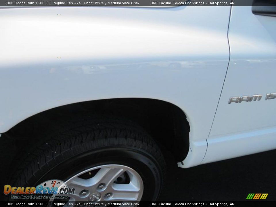 2006 Dodge Ram 1500 SLT Regular Cab 4x4 Bright White / Medium Slate Gray Photo #9