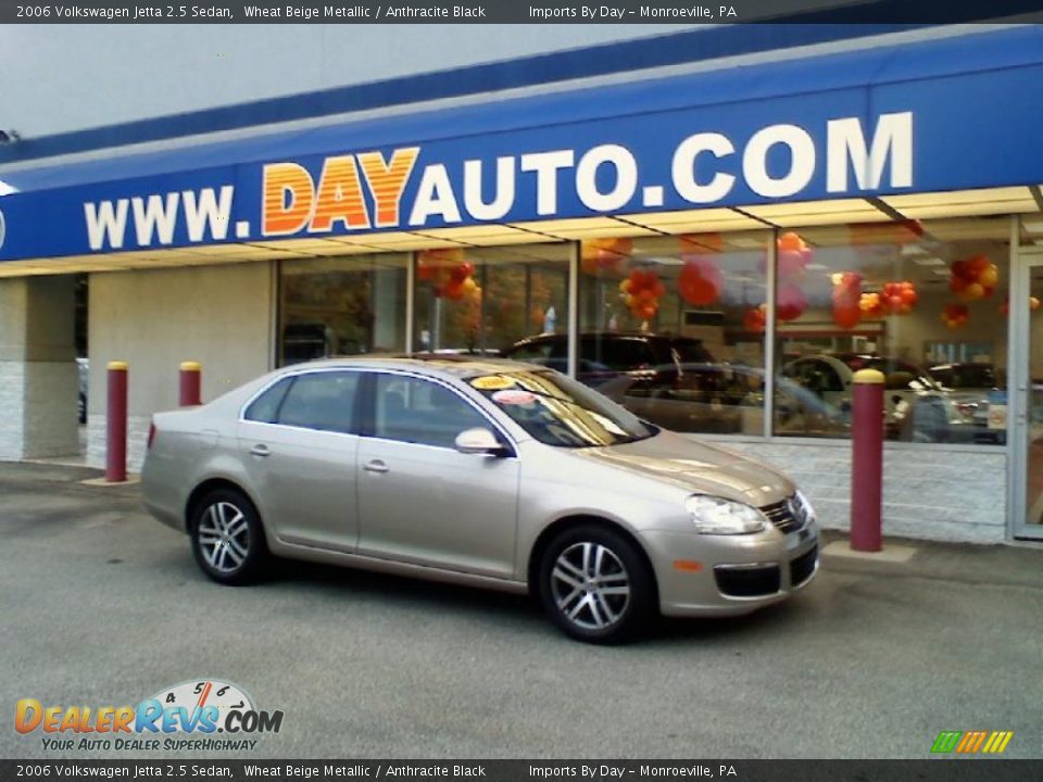 2006 Volkswagen Jetta 2.5 Sedan Wheat Beige Metallic / Anthracite Black Photo #1