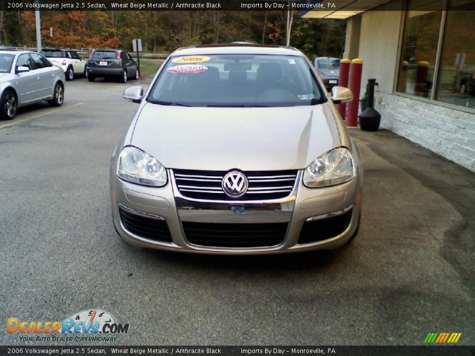 2006 Volkswagen Jetta 2.5 Sedan Wheat Beige Metallic / Anthracite Black Photo #3