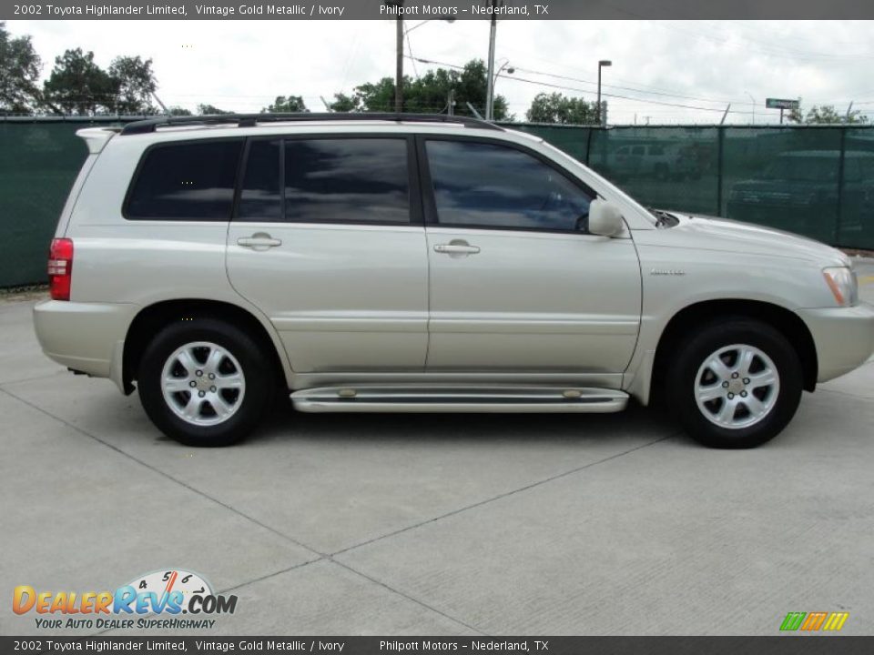 2002 Toyota Highlander Limited Vintage Gold Metallic / Ivory Photo #2