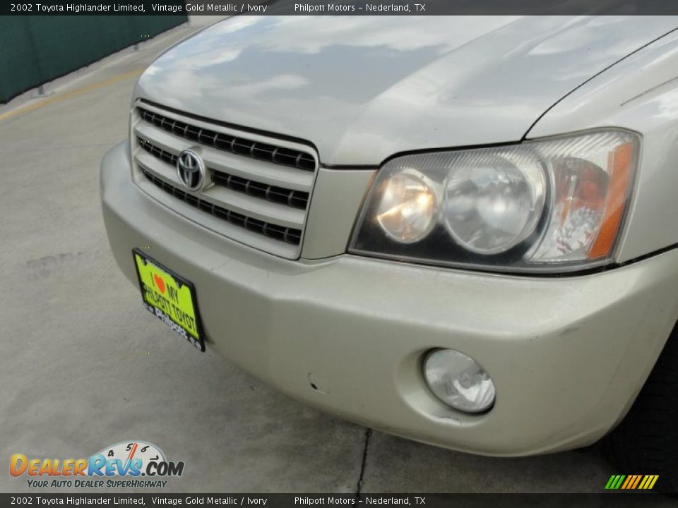 2002 Toyota Highlander Limited Vintage Gold Metallic / Ivory Photo #11