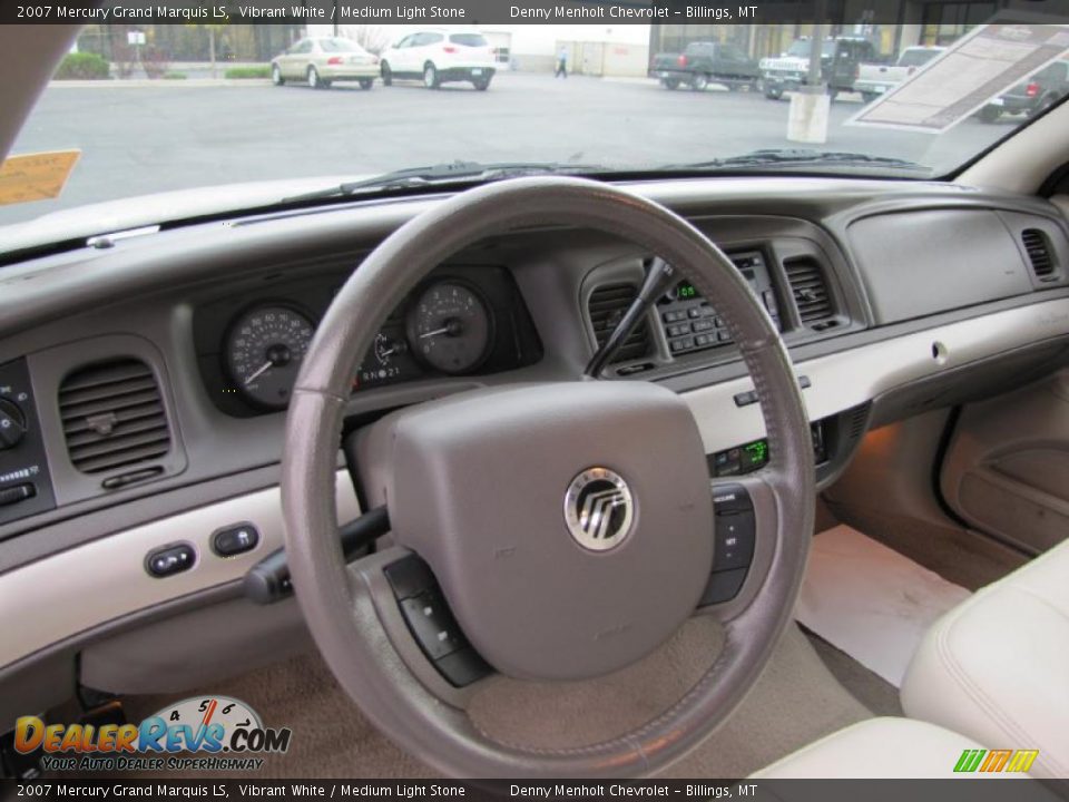 2007 Mercury Grand Marquis LS Vibrant White / Medium Light Stone Photo #6