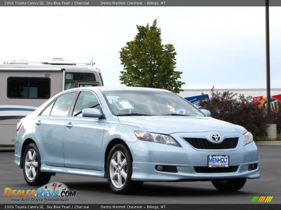 2009 Toyota Camry SE Sky Blue Pearl / Charcoal Photo #2