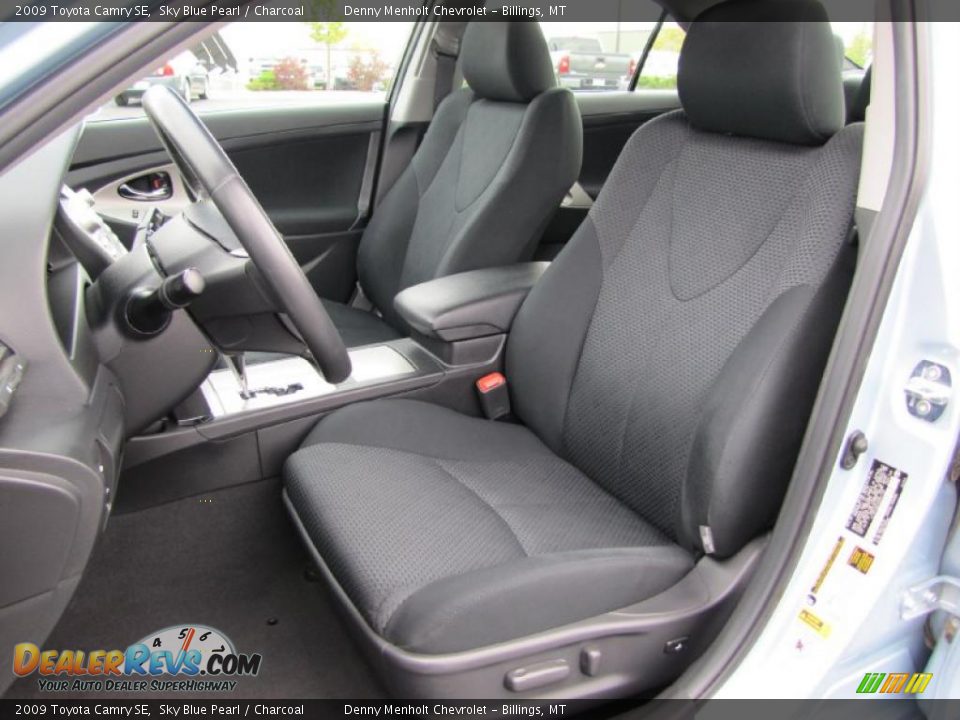 2009 Toyota Camry SE Sky Blue Pearl / Charcoal Photo #4