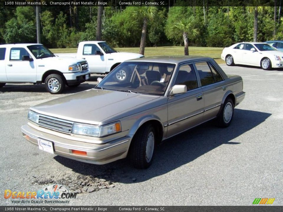 1988 Nissan Maxima GL Champagne Pearl Metallic / Beige Photo #1