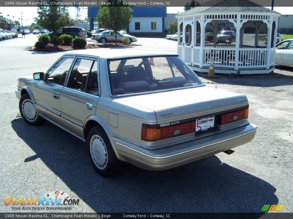 1988 Nissan Maxima GL Champagne Pearl Metallic / Beige Photo #7