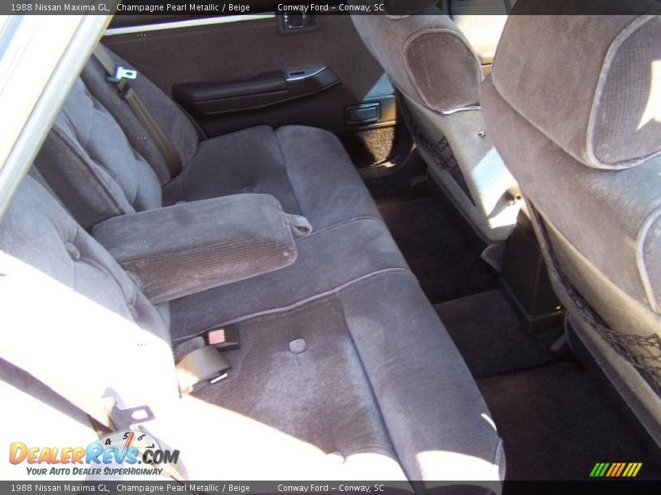 1988 Nissan Maxima GL Champagne Pearl Metallic / Beige Photo #15