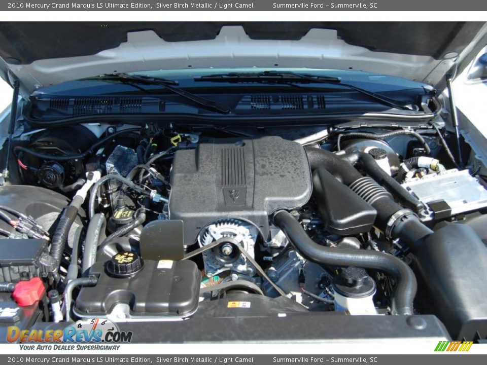2010 Mercury Grand Marquis LS Ultimate Edition Silver Birch Metallic / Light Camel Photo #20