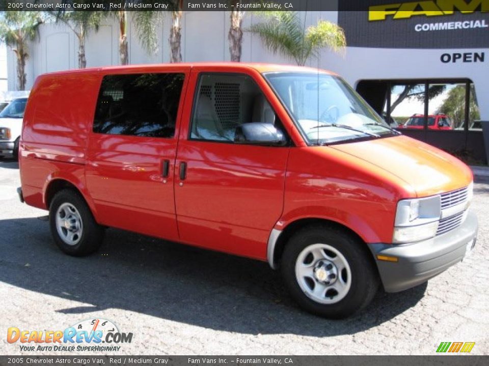 2005 Chevrolet Astro Cargo Van Red / Medium Gray Photo #1