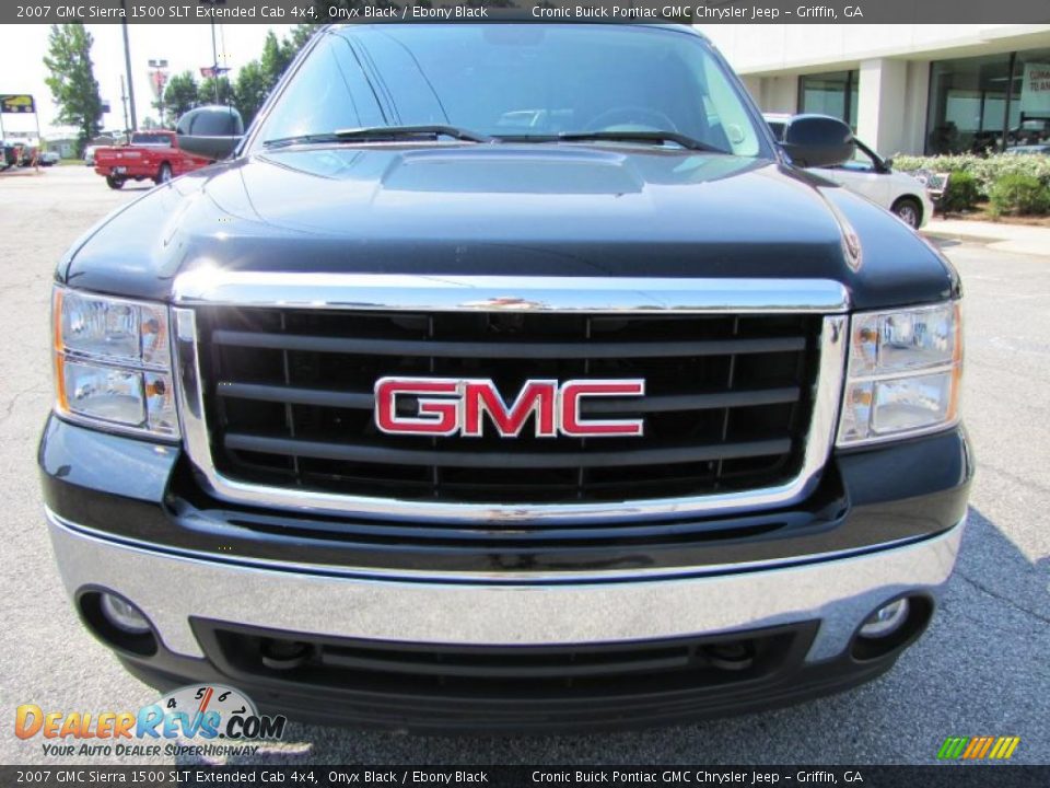 2007 GMC Sierra 1500 SLT Extended Cab 4x4 Onyx Black / Ebony Black Photo #2