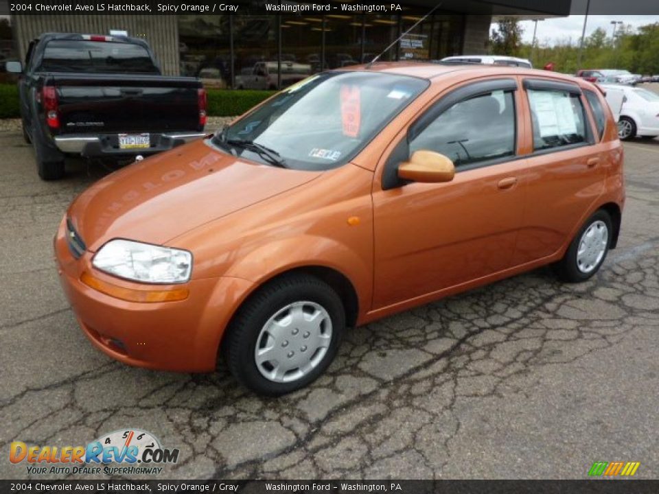2004 Chevrolet Aveo LS Hatchback Spicy Orange / Gray Photo #8