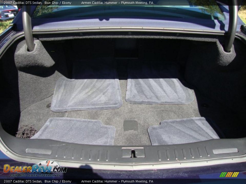 2007 Cadillac DTS Sedan Blue Chip / Ebony Photo #22