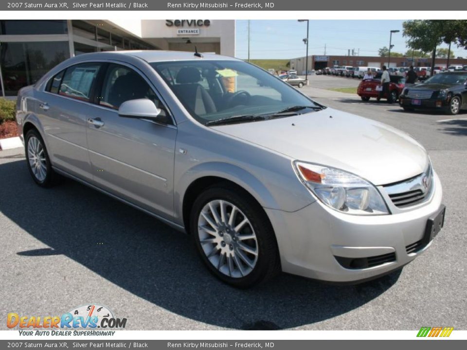 2007 Saturn Aura XR Silver Pearl Metallic / Black Photo #5