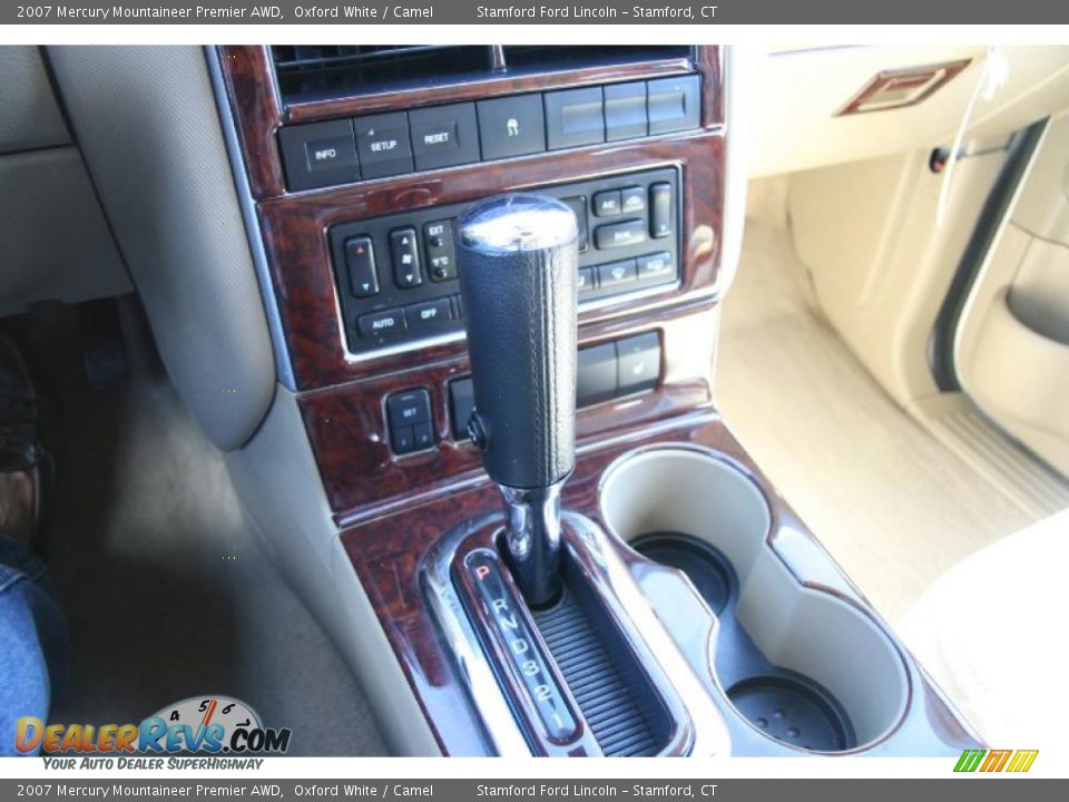 2007 Mercury Mountaineer Premier AWD Oxford White / Camel Photo #8