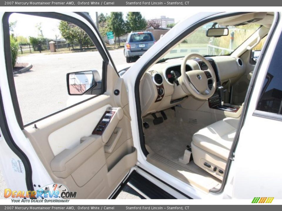 2007 Mercury Mountaineer Premier AWD Oxford White / Camel Photo #14