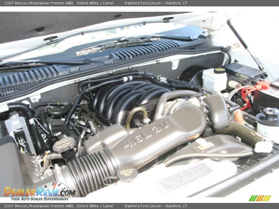 2007 Mercury Mountaineer Premier AWD Oxford White / Camel Photo #21