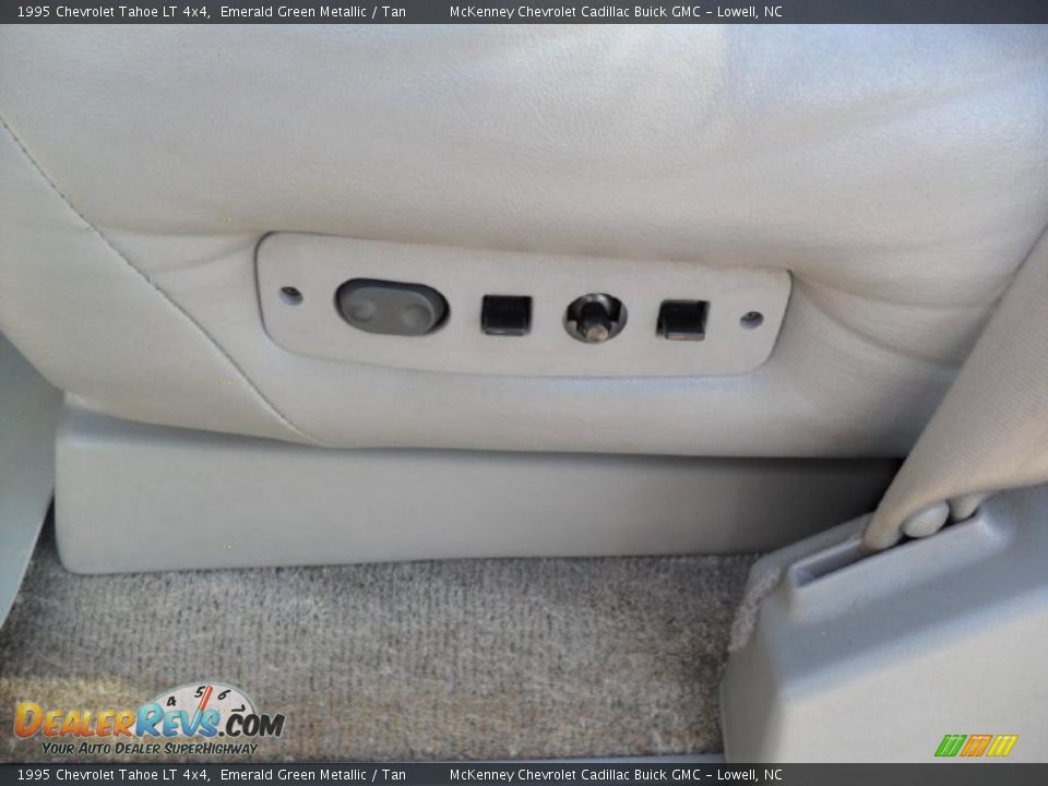 1995 Chevrolet Tahoe LT 4x4 Emerald Green Metallic / Tan Photo #8