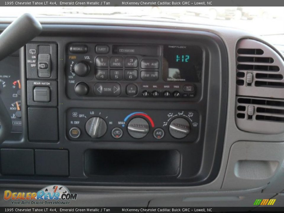 1995 Chevrolet Tahoe LT 4x4 Emerald Green Metallic / Tan Photo #11