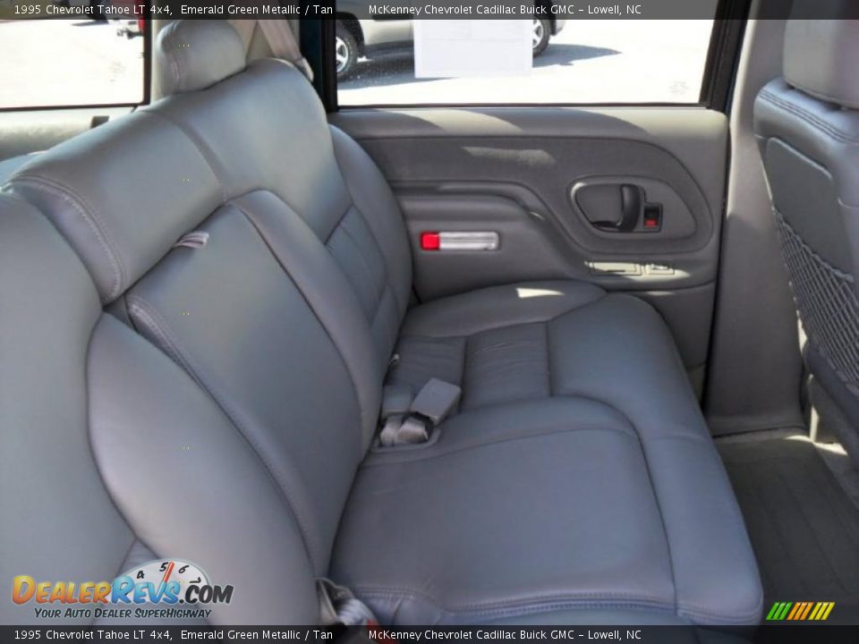 1995 Chevrolet Tahoe LT 4x4 Emerald Green Metallic / Tan Photo #17