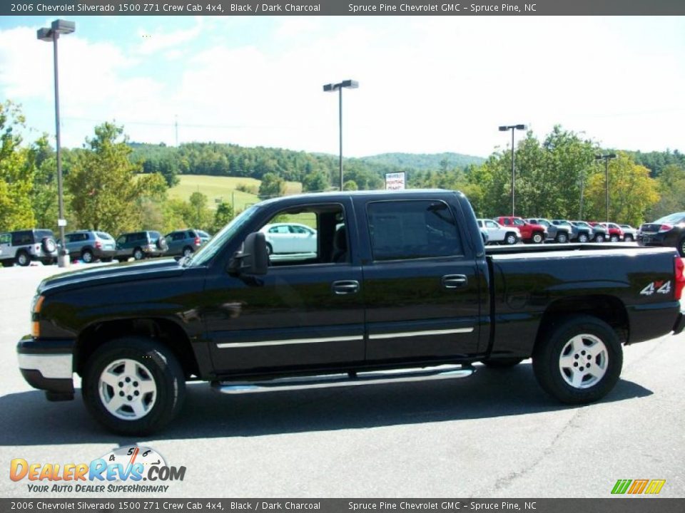 2006 Chevrolet Silverado 1500 Z71 Crew Cab 4x4 Black / Dark Charcoal Photo #2