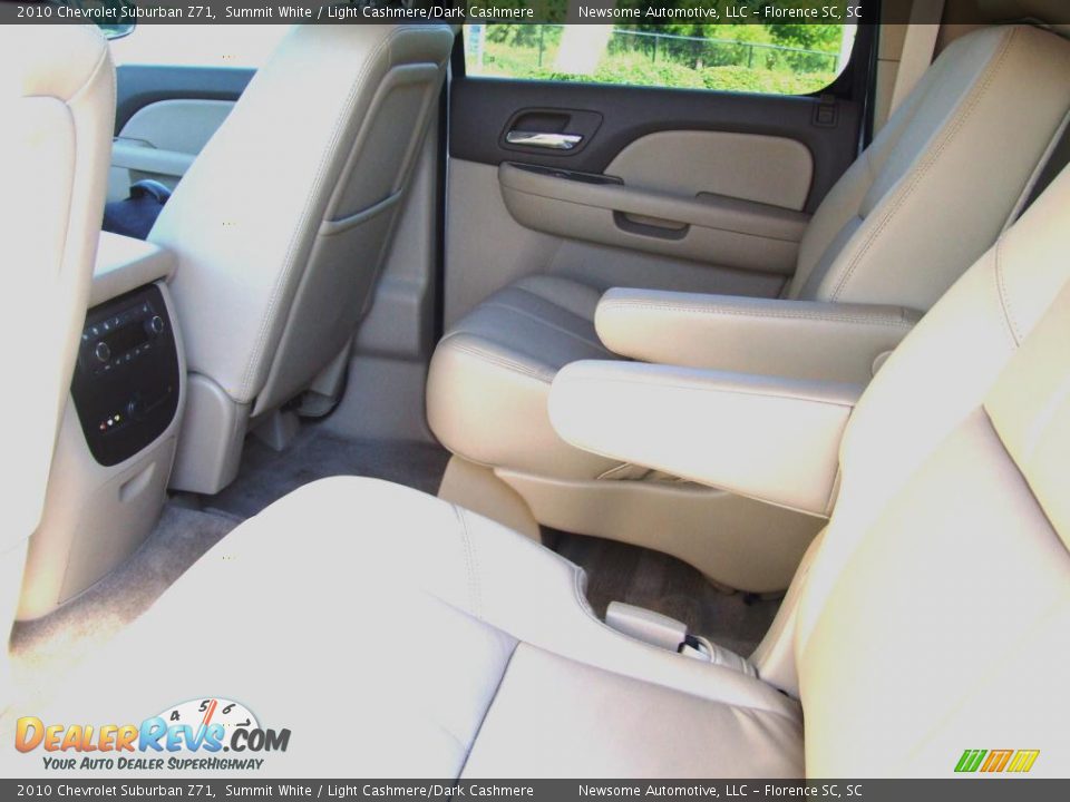 2010 Chevrolet Suburban Z71 Summit White / Light Cashmere/Dark Cashmere Photo #16