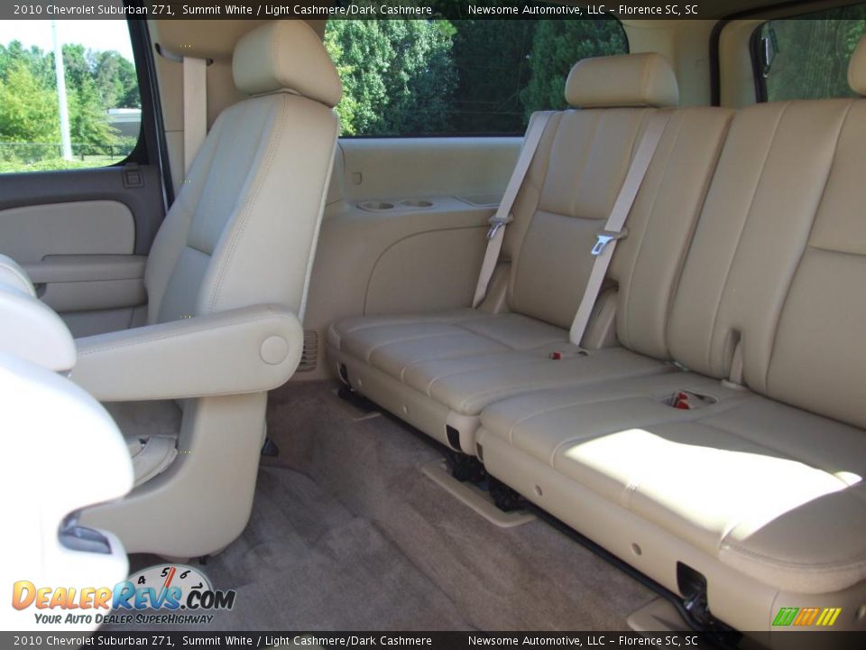 2010 Chevrolet Suburban Z71 Summit White / Light Cashmere/Dark Cashmere Photo #18