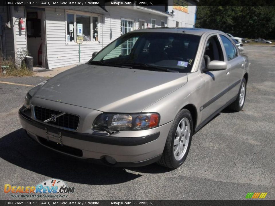 2004 Volvo S60 2.5T AWD Ash Gold Metallic / Graphite Photo #3