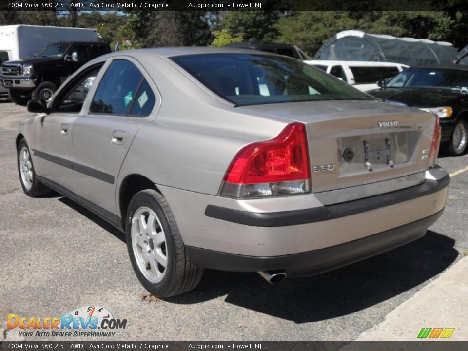 2004 Volvo S60 2.5T AWD Ash Gold Metallic / Graphite Photo #5