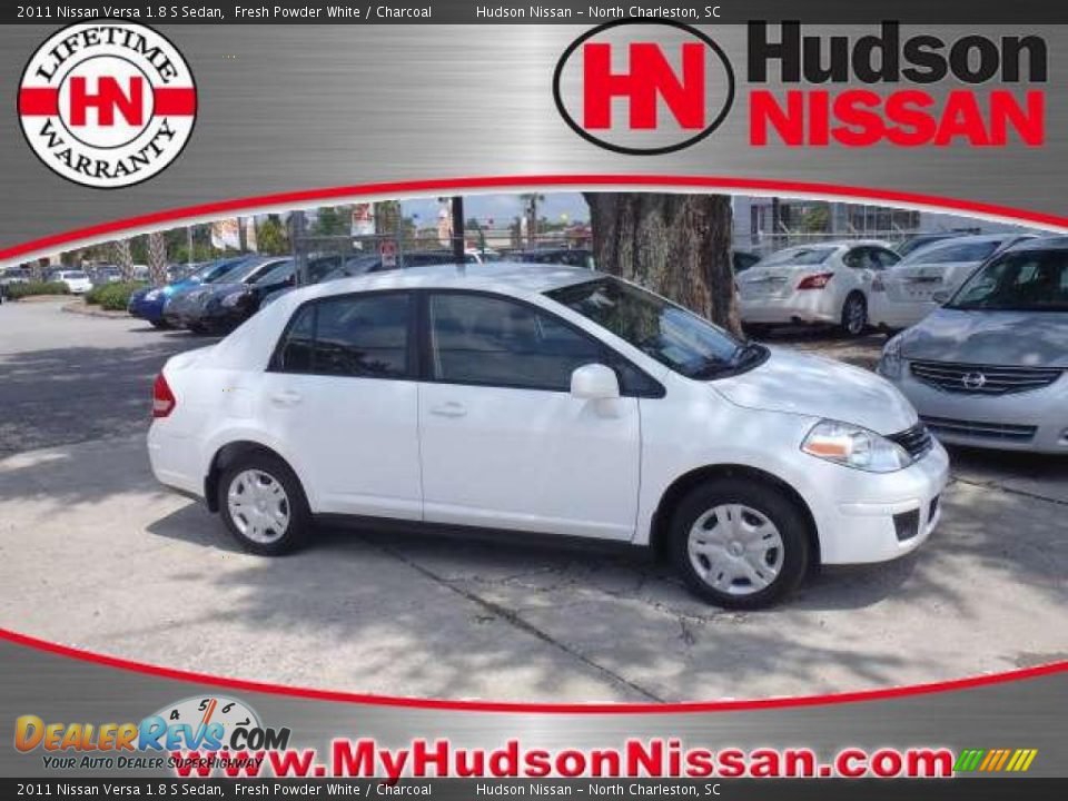 2011 Nissan versa 1.8 s sedan #2