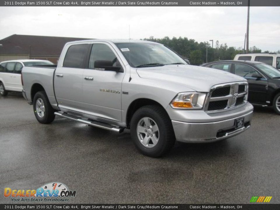 2011 Dodge Ram 1500 SLT Crew Cab 4x4 Bright Silver Metallic / Dark Slate Gray/Medium Graystone Photo #3