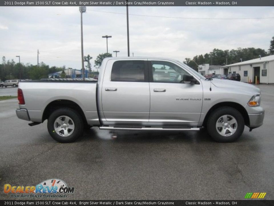 2011 Dodge Ram 1500 SLT Crew Cab 4x4 Bright Silver Metallic / Dark Slate Gray/Medium Graystone Photo #4