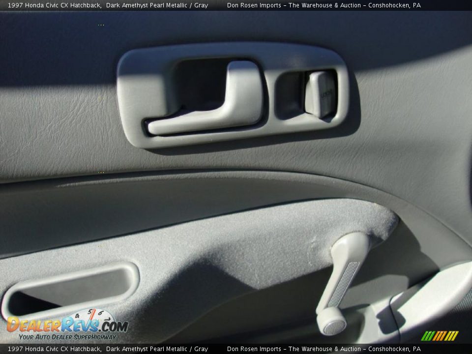 1997 Honda Civic CX Hatchback Dark Amethyst Pearl Metallic / Gray Photo #15