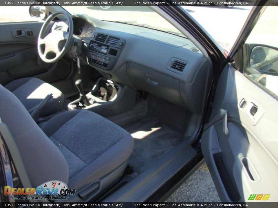 1997 Honda Civic CX Hatchback Dark Amethyst Pearl Metallic / Gray Photo #18