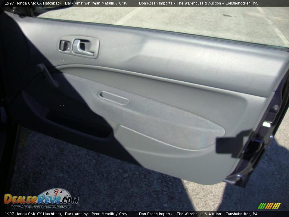 1997 Honda Civic CX Hatchback Dark Amethyst Pearl Metallic / Gray Photo #22