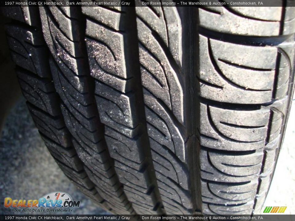 1997 Honda Civic CX Hatchback Dark Amethyst Pearl Metallic / Gray Photo #36
