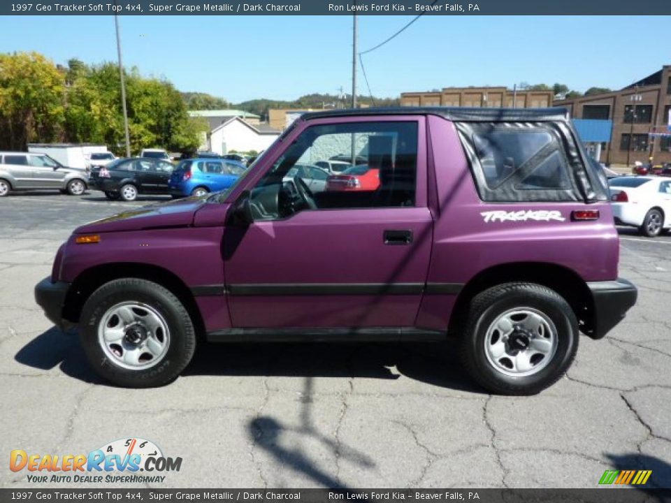 1997 Geo Tracker Soft Top 4x4 Super Grape Metallic / Dark Charcoal Photo #6