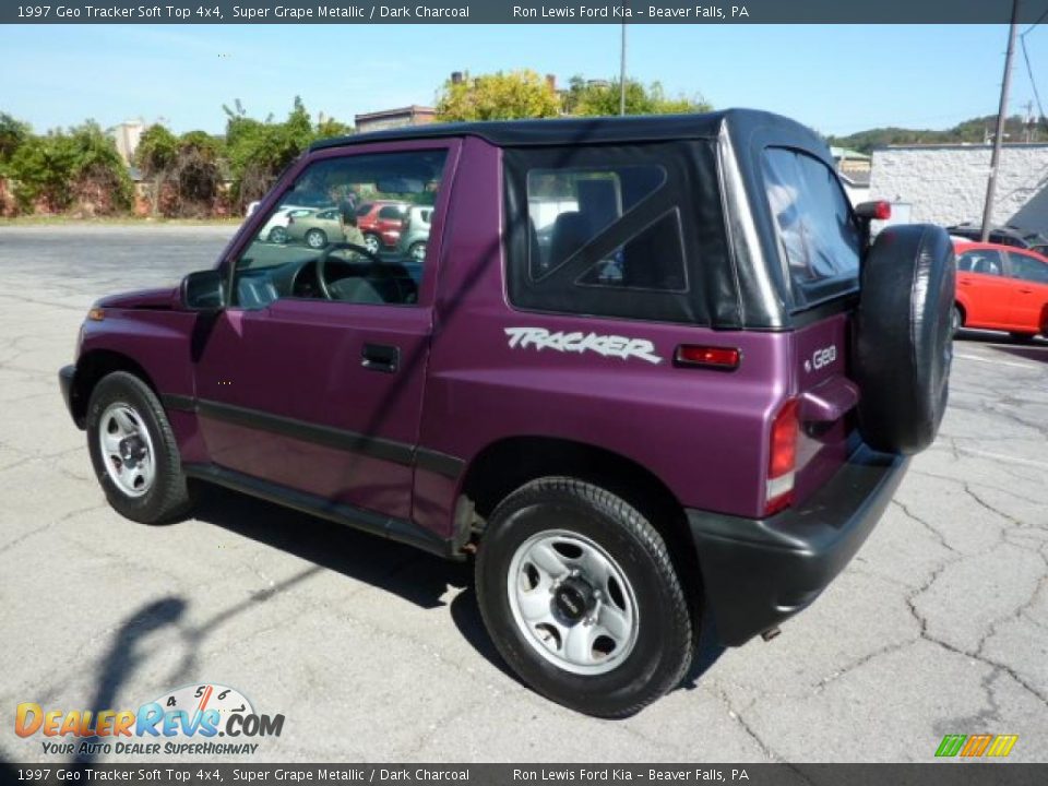 1997 Geo Tracker Soft Top 4x4 Super Grape Metallic / Dark Charcoal Photo #7