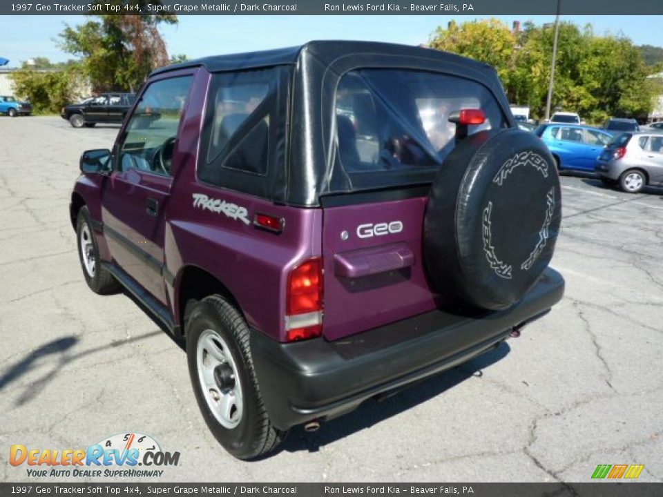 1997 Geo Tracker Soft Top 4x4 Super Grape Metallic / Dark Charcoal Photo #8