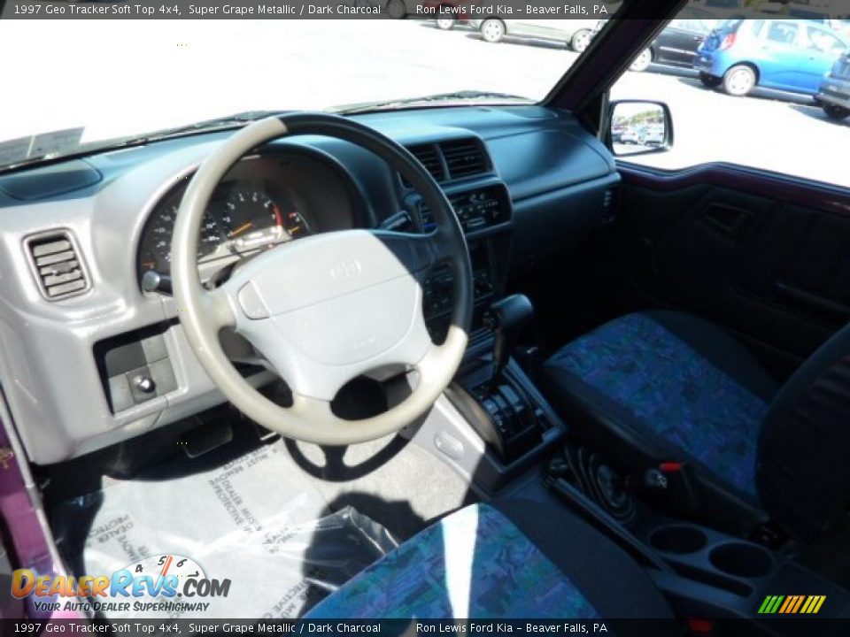 Dark Charcoal Interior - 1997 Geo Tracker Soft Top 4x4 Photo #13