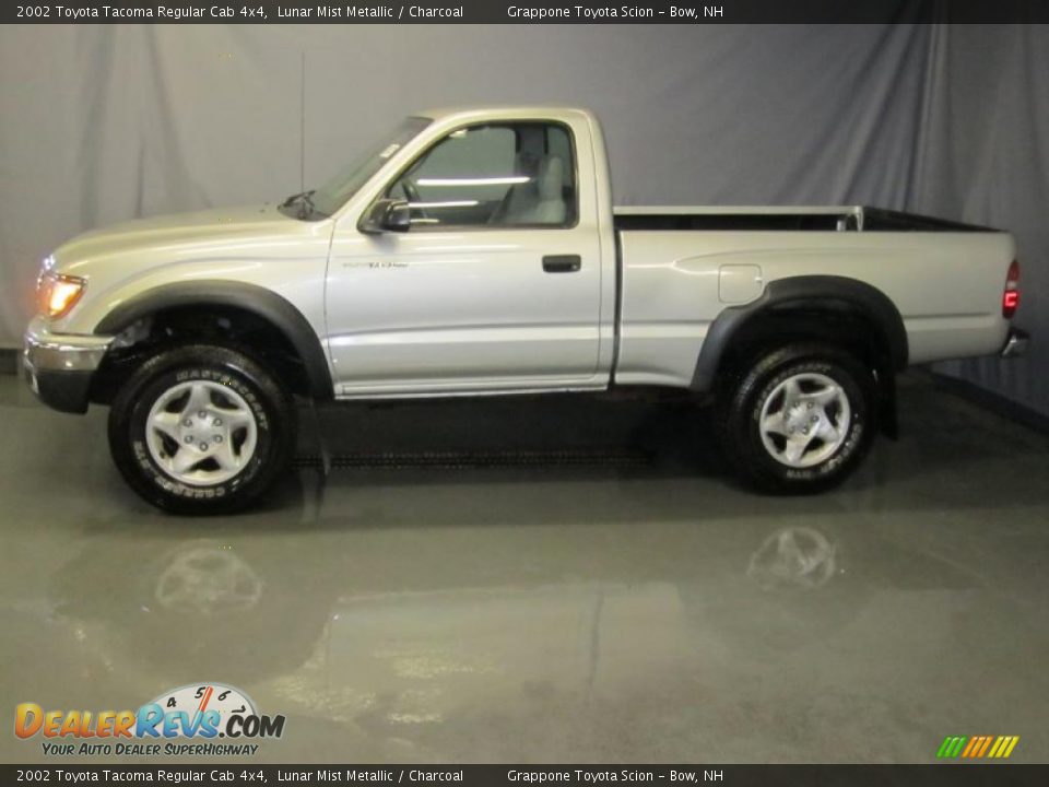 2002 Toyota Regular Cab 4x4 Lunar Mist Metallic / Charcoal Photo