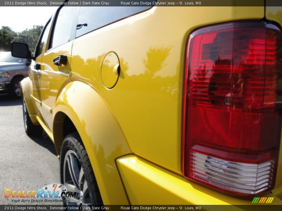 2011 Dodge Nitro Shock Detonator Yellow / Dark Slate Gray Photo #12