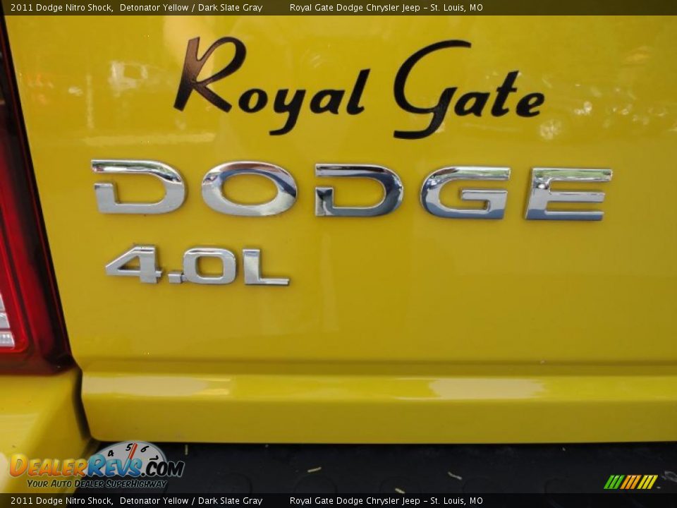2011 Dodge Nitro Shock Detonator Yellow / Dark Slate Gray Photo #22