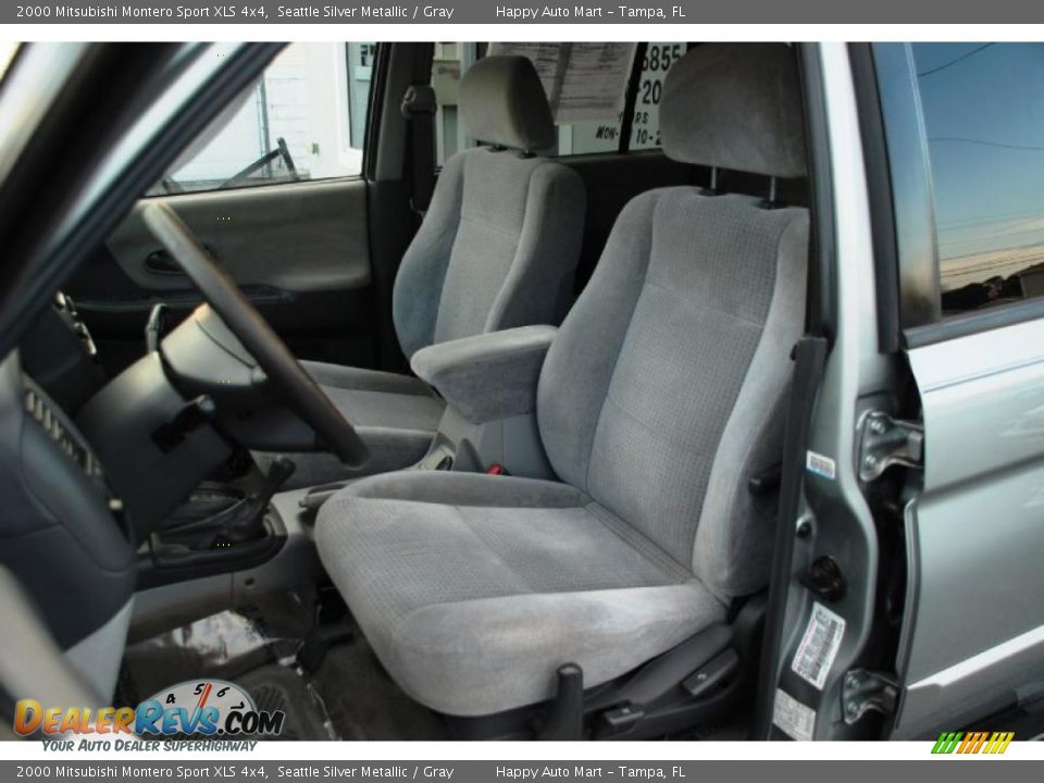 2000 Mitsubishi Montero Sport XLS 4x4 Seattle Silver Metallic / Gray Photo #15
