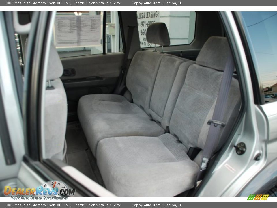 2000 Mitsubishi Montero Sport XLS 4x4 Seattle Silver Metallic / Gray Photo #23